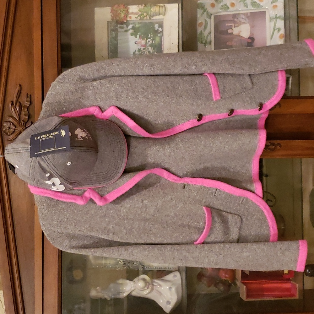 Autom Cashmere cardigan and USPA baseball hat